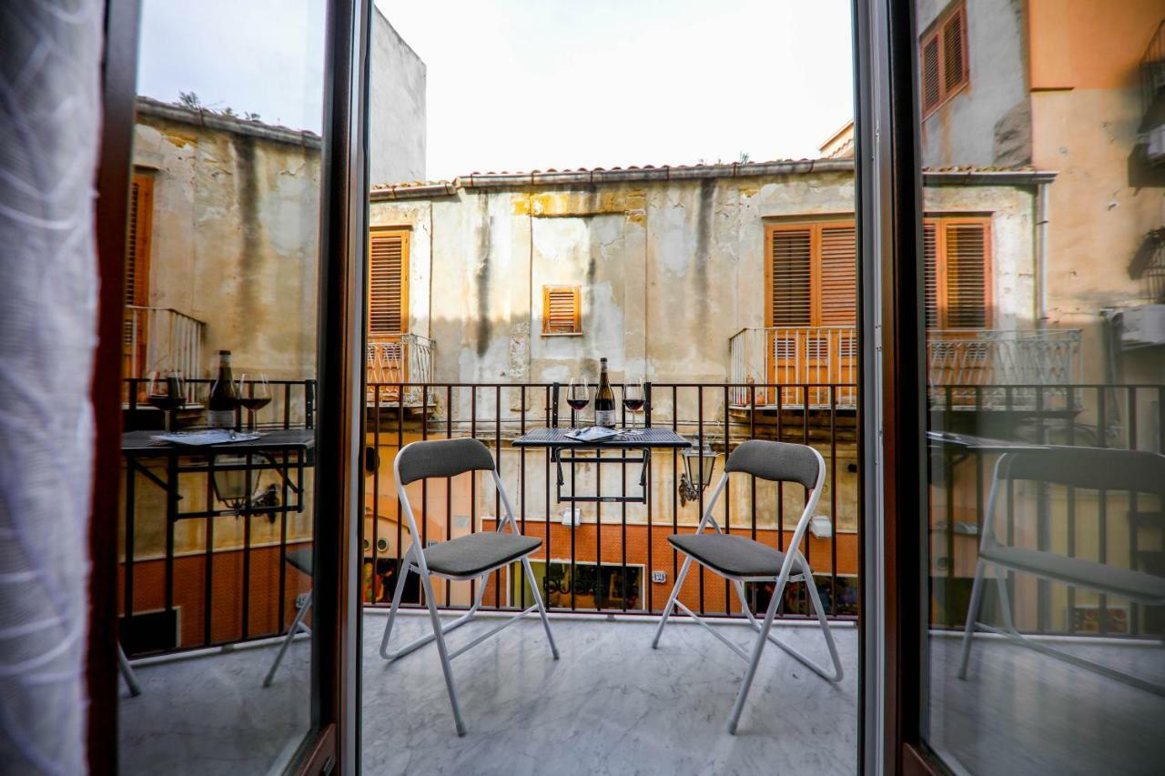 Casa Ruggero Apartment Чефалу Екстериор снимка